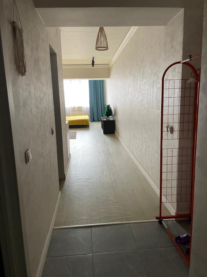Арбат Apartment Alma-Ata Buitenkant foto